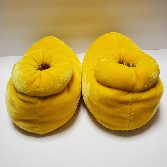 Cozy Disney Mickey Mouse Authentic Plush Slippers Unisex Adult Size Large - Picture 3 of 6